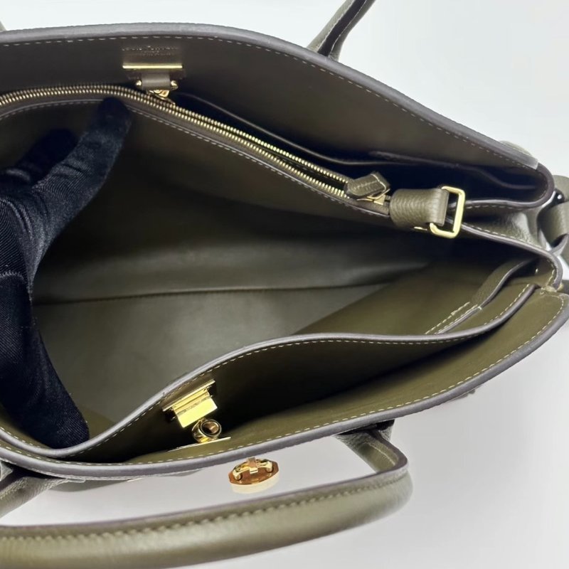 LV 軍綠色金扣milla系列肩背手提包30*23*12 98新配件鎖鑰匙塵袋-1