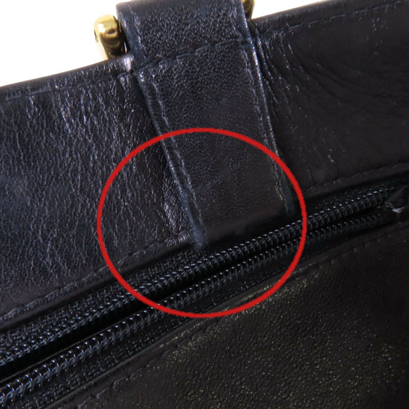 CHANEL 羊皮皮革Shoulder Tote金扣鏈帶肩背袋-17