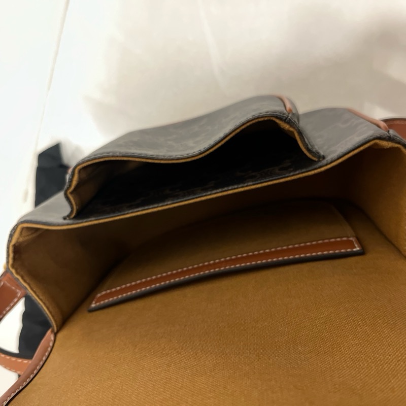 Celine MEDIUM FOLCO BAG IN TRIOMPHE CANVAS AND CALFSKIN-8