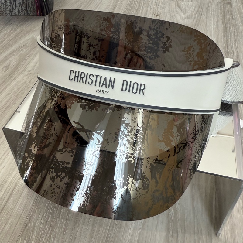 Dior Club V1U 象牙白花卉遮陽帽 全新品-0