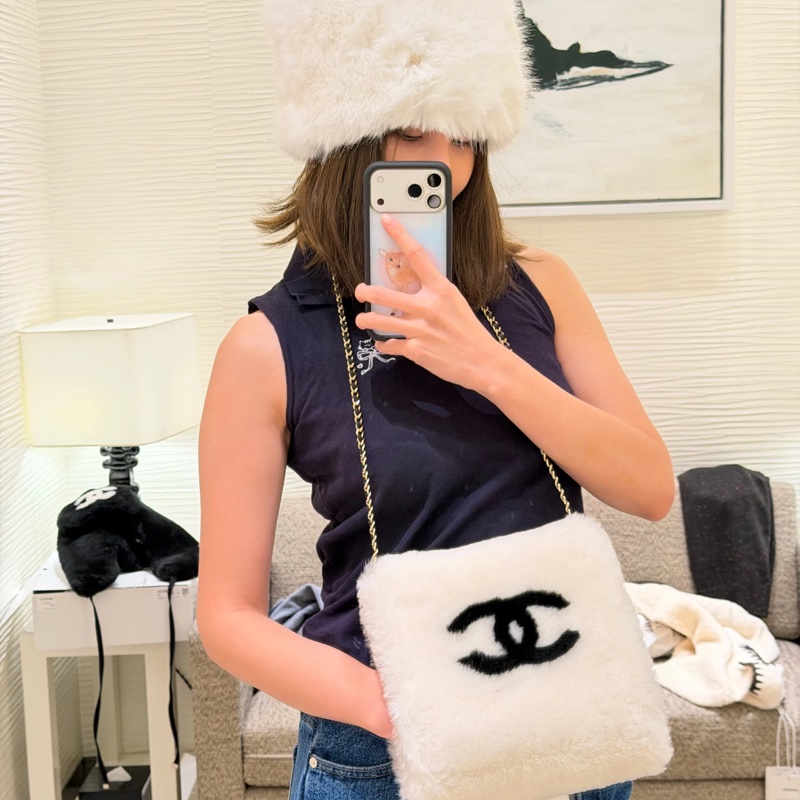 Chanel香奈兒25N滑雪系列毛毛手套套-4