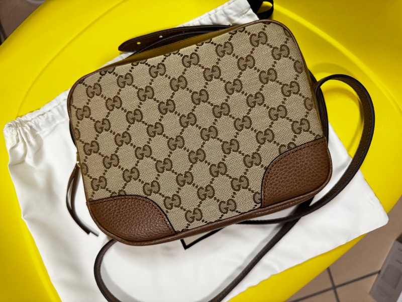 🔥 GUCCI 古馳 經典雙G LOGO印花牛皮拼接方包斜背包（駝/咖邊）-1