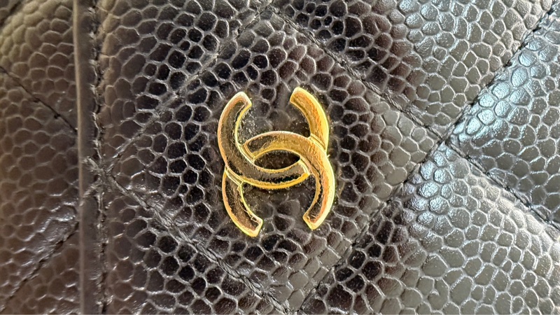 Chanel WOC 黑金 荔枝牛皮-14