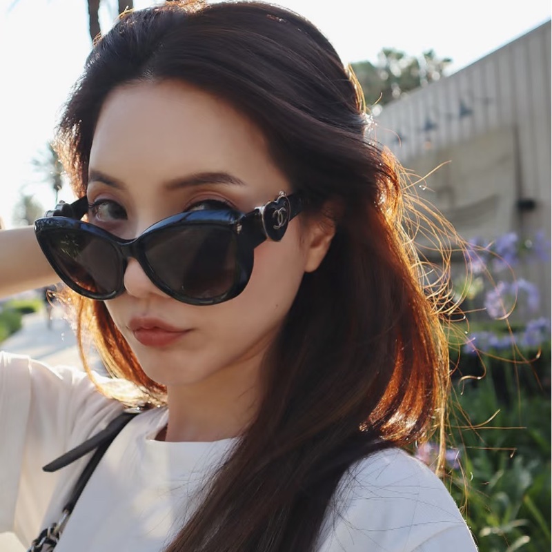 Chanel 香奈兒 大框貓眼 大愛心 墨鏡-0
