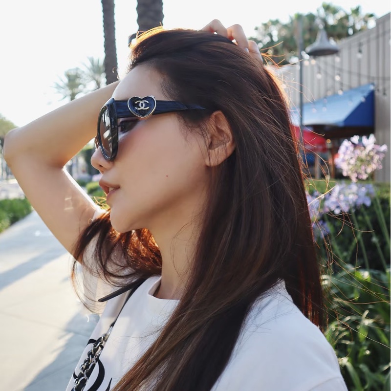 Chanel 香奈兒 大框貓眼 大愛心 墨鏡-1