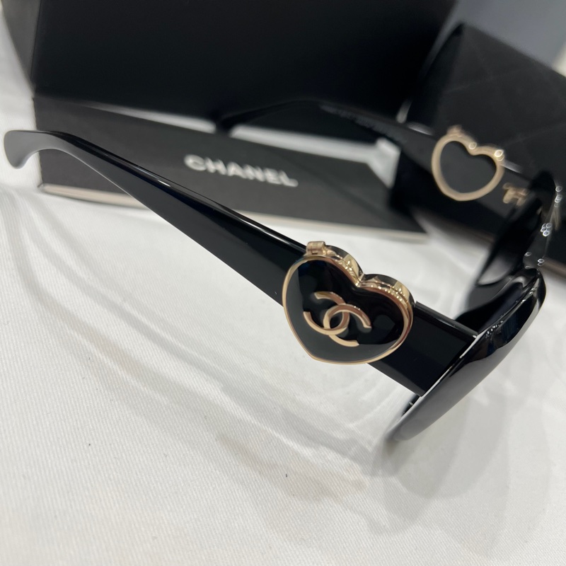 Chanel 香奈兒 大框貓眼 大愛心 墨鏡-23