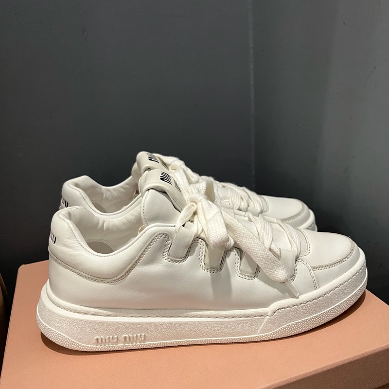 Miu Miu 爆款 小白鞋 休閒鞋 39號-5