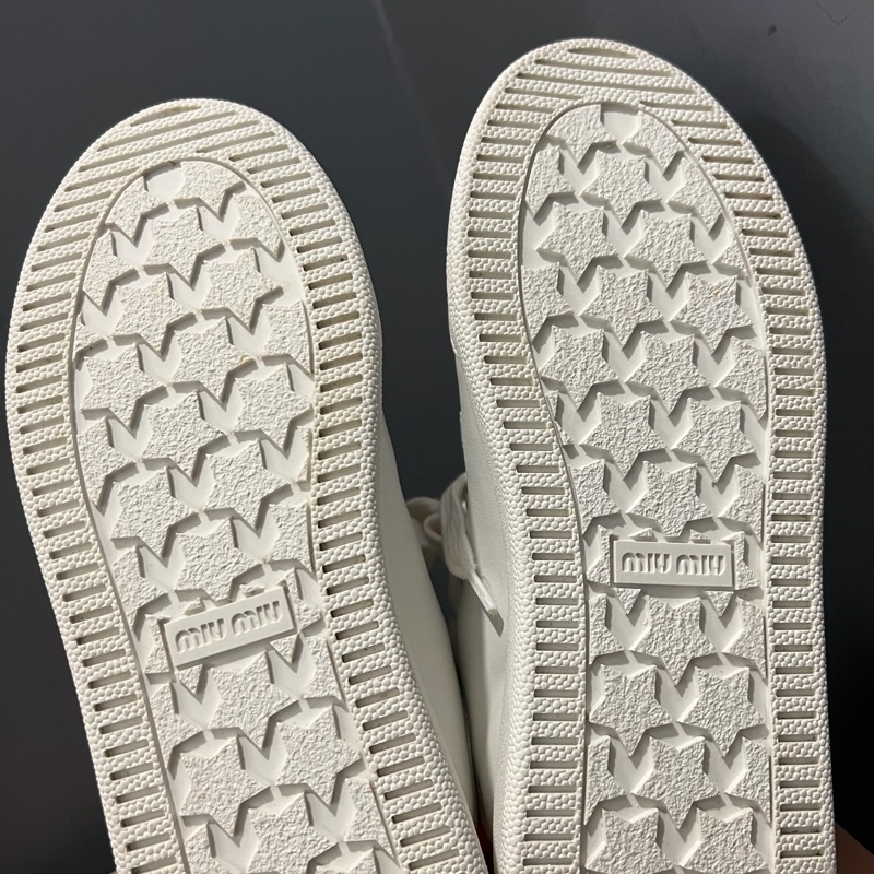 Miu Miu 爆款 小白鞋 休閒鞋 39號-18