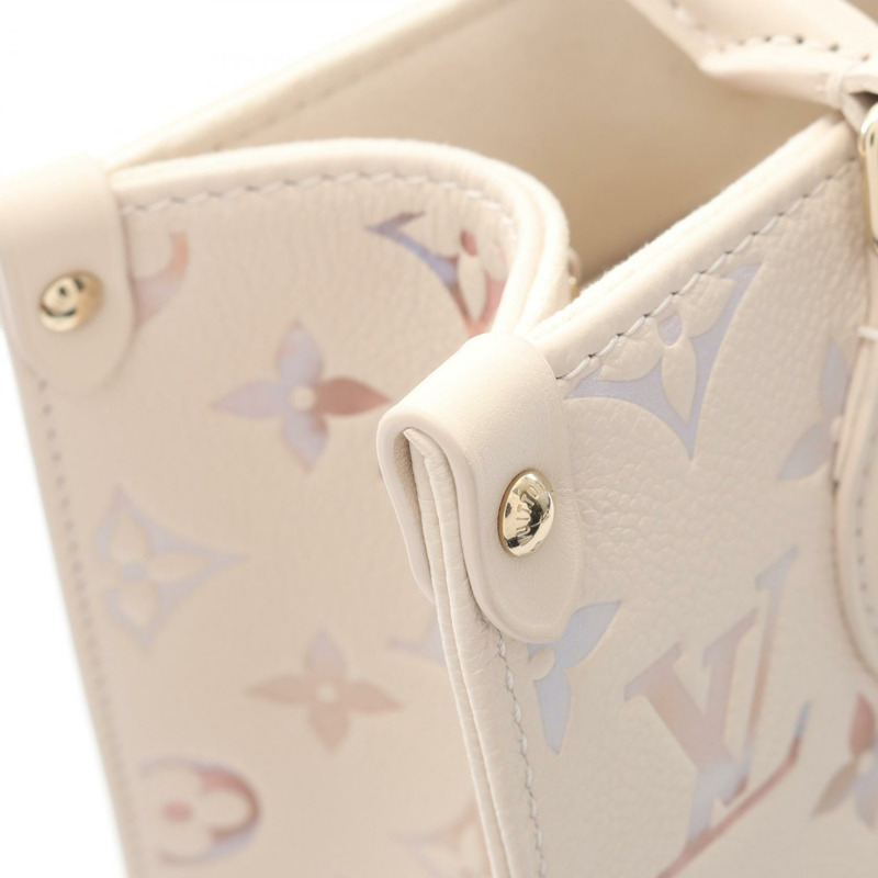 路易威登 OntheGo PM 單肩手提包 M25770 Monogram empreinte Dream Cream-6