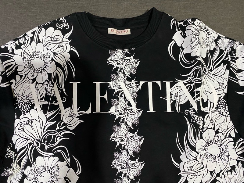 VALENTINO 黑色飾花朵圖案衛衣-3