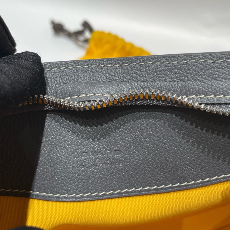 Goyard 半月包 灰色 尺寸約25*6*17cm-19