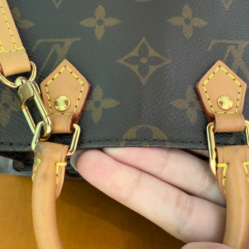 🍙LV 琴譜包🍙 無購證無發票/會介意的  勿詢問勿購買-52