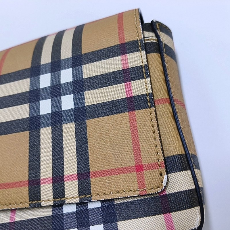 BURBERRY Hampshire 多色塗層
帆布戰馬格紋單肩包 金色五金 可拆卸肩帶-10