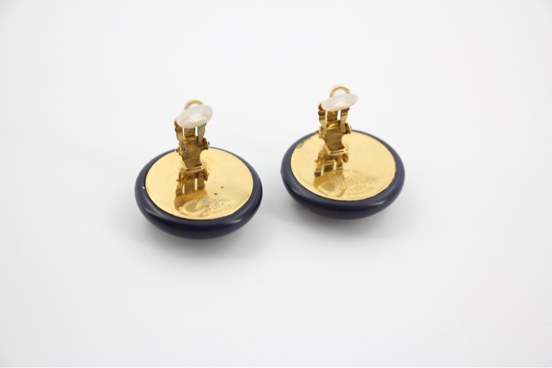 Chanel Vintage 87 樹脂海軍藍CC Logo大圓形耳環-11