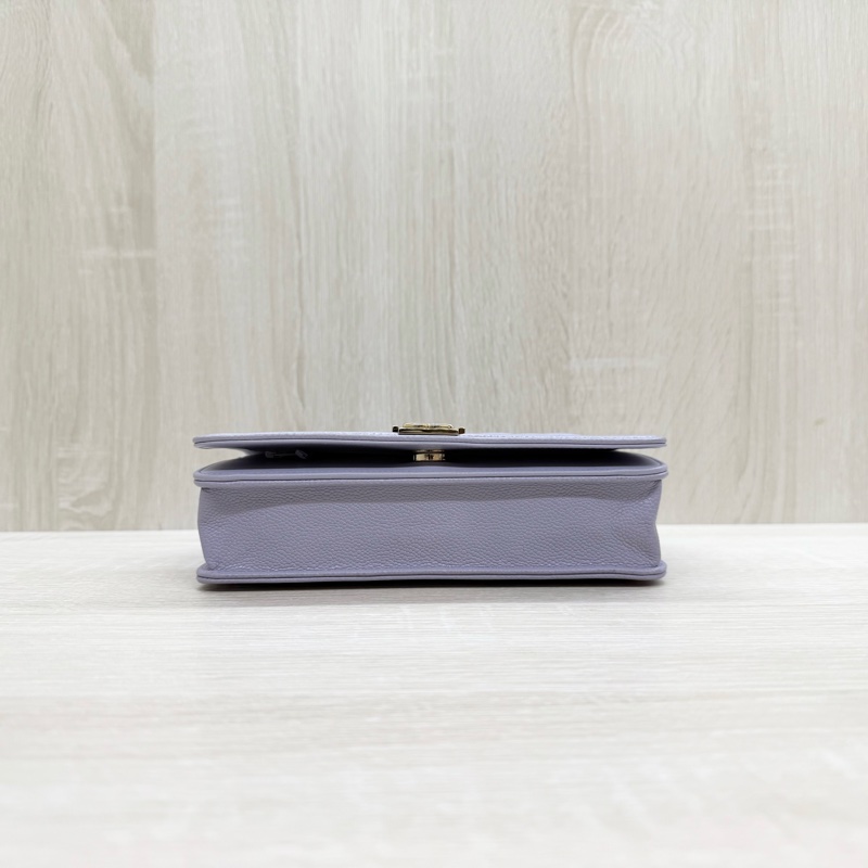 CHANEL薰衣草粉紫色荔枝牛皮淡金釦BOY WOC-4