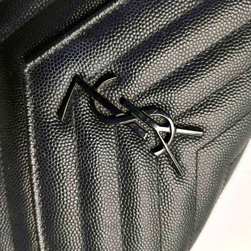 YSL MONOGRAM WOC 黑色牛
皮絎縫V紋單肩包斜挎包 黑色五金 可拆卸肩帶 配件齊全-8