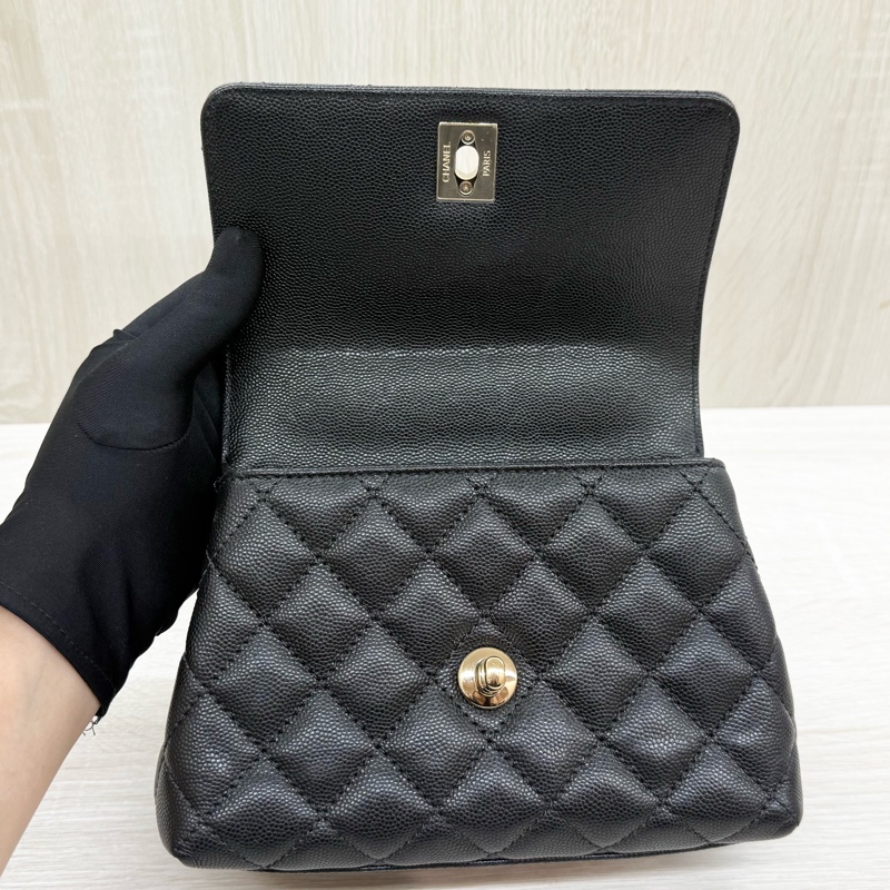 CHANEL黑淡金釦荔枝皮MINICOCO HANDLE /AS2215-15