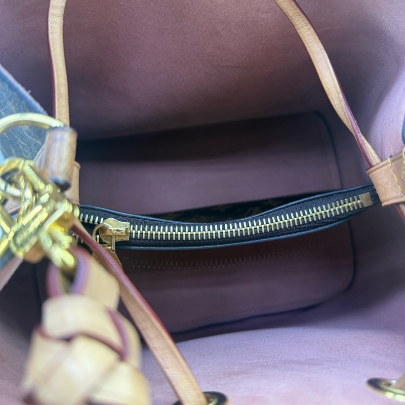 Louis Vuitton Neo Noe Bag-27