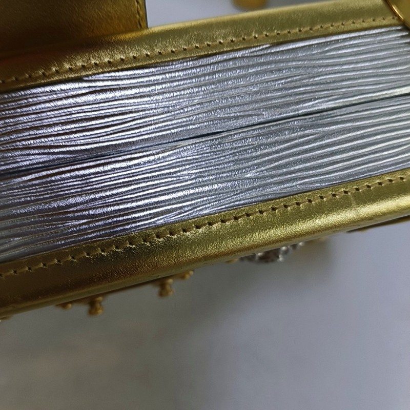 LOUIS VUITTON PETITE MALLE 銀色EPI 牛皮水波紋單肩包斜挎包 金色銀色五金 可拆卸肩帶-14