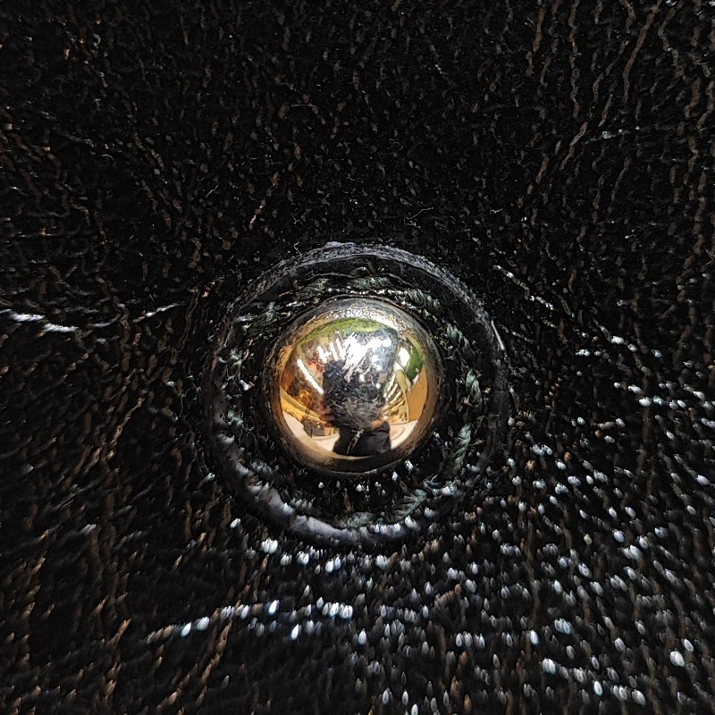 Yves Saint Laurent Hand Bag-16