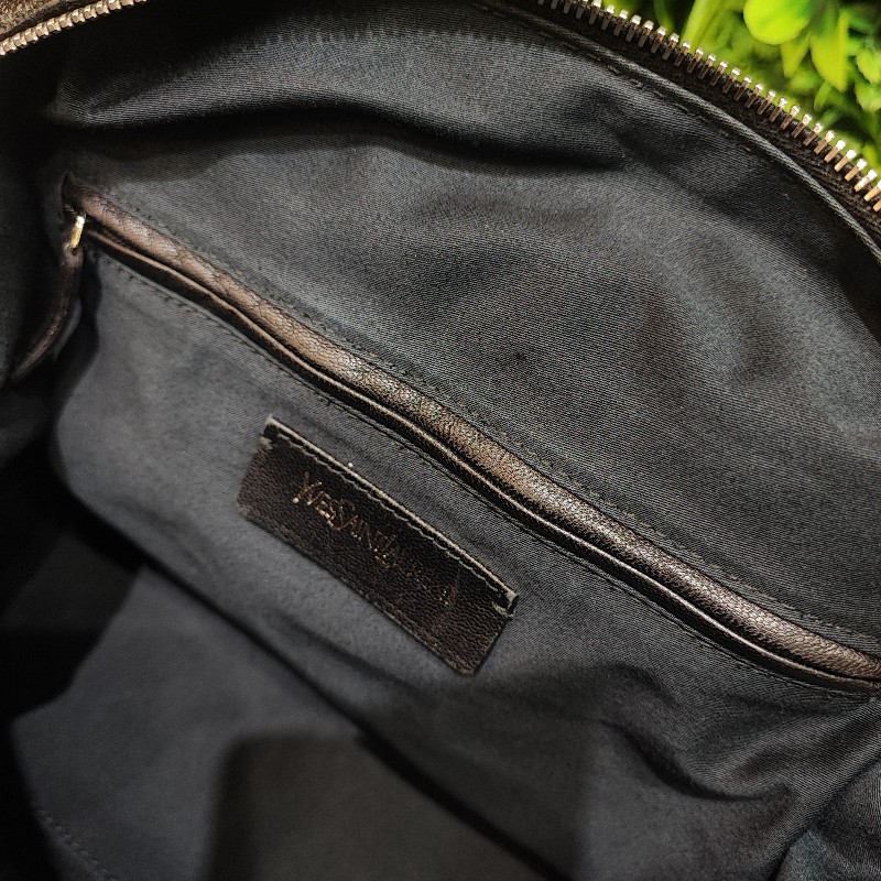 Yves Saint Laurent Hand Bag-17