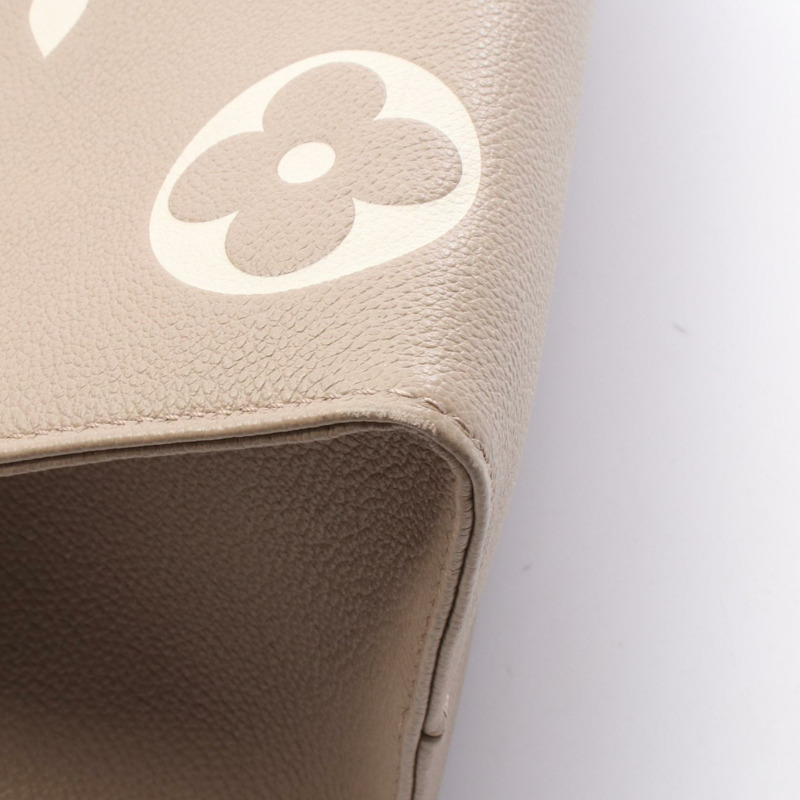 LOUIS VUITTON On the Go MM 雙色單肩托特包 M45494 印有字母-5