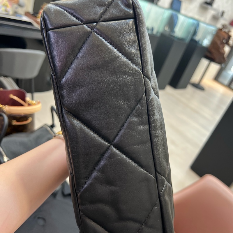 香奈兒19包30公分黑金-11