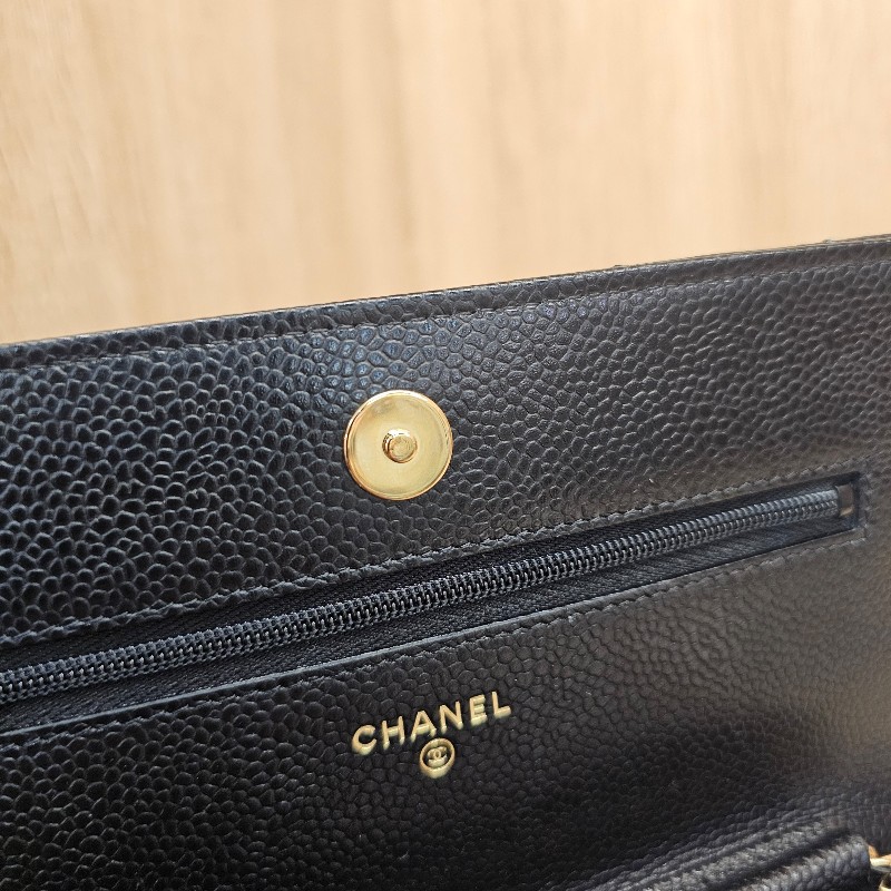 [晶片款品況新❣️] Chanel黑荔枝皮金釦WOC斜背包-20