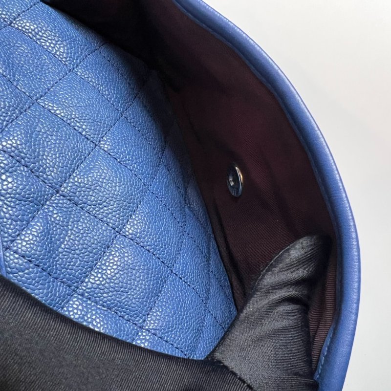 CHANEL 15開 深藍銀荔枝皮機場包-7