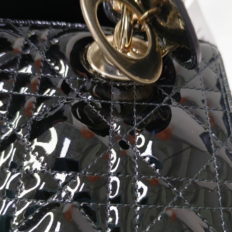 DIOR Lady Dior 中號 黑色漆皮藤格紋絎縫戴妃五格單肩包手提包斜挎包 金色五金 可拆卸肩帶-9