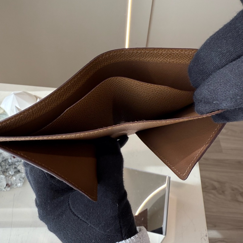 HERMES 金棕色短夾-7