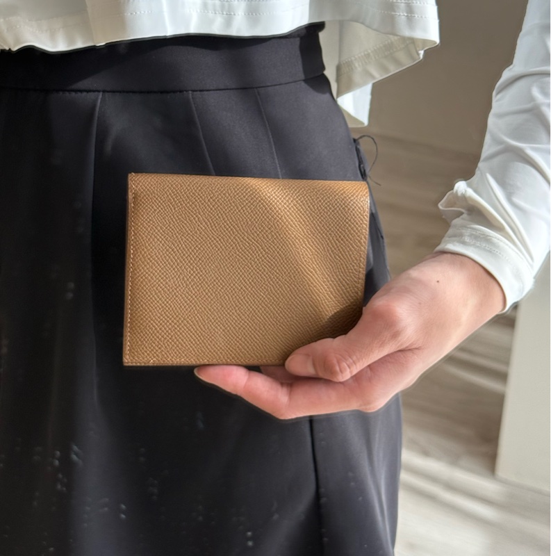 HERMES 金棕色短夾-10