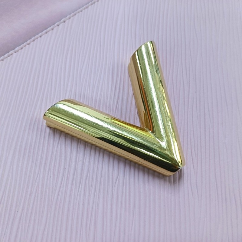 LOUIS VUITTON TWIST 中號 粉色EPI牛皮水波紋鉚釘單肩包斜挎包 金色五金-8