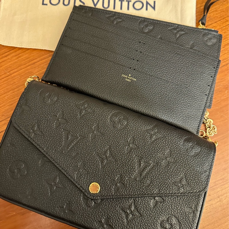 Lv黑壓紋三合一超好用斜背包-0