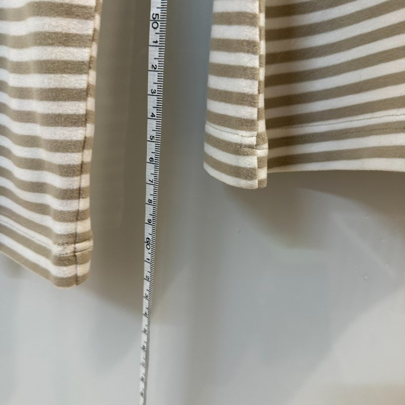 【美收精品】BURBERY 米白色條紋長袖上衣 4-206【隔月月中將轉賣至日本 上架期限30天】-9