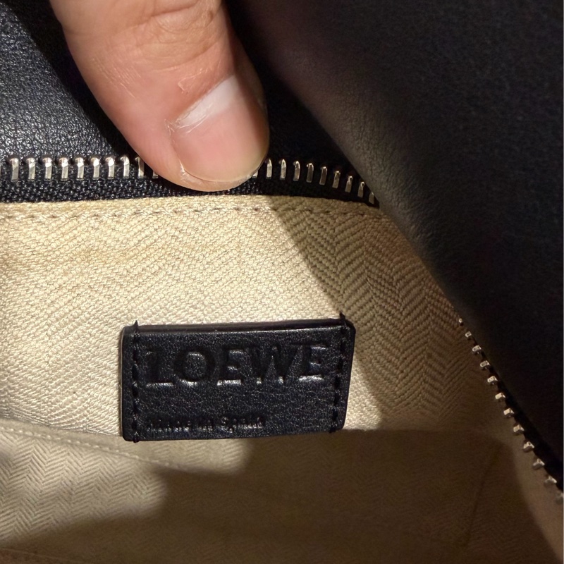 loewe puzzle 黑色中號-8