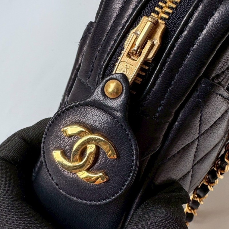 Chanel 金鍊深藍皮菱格長肩側包-5