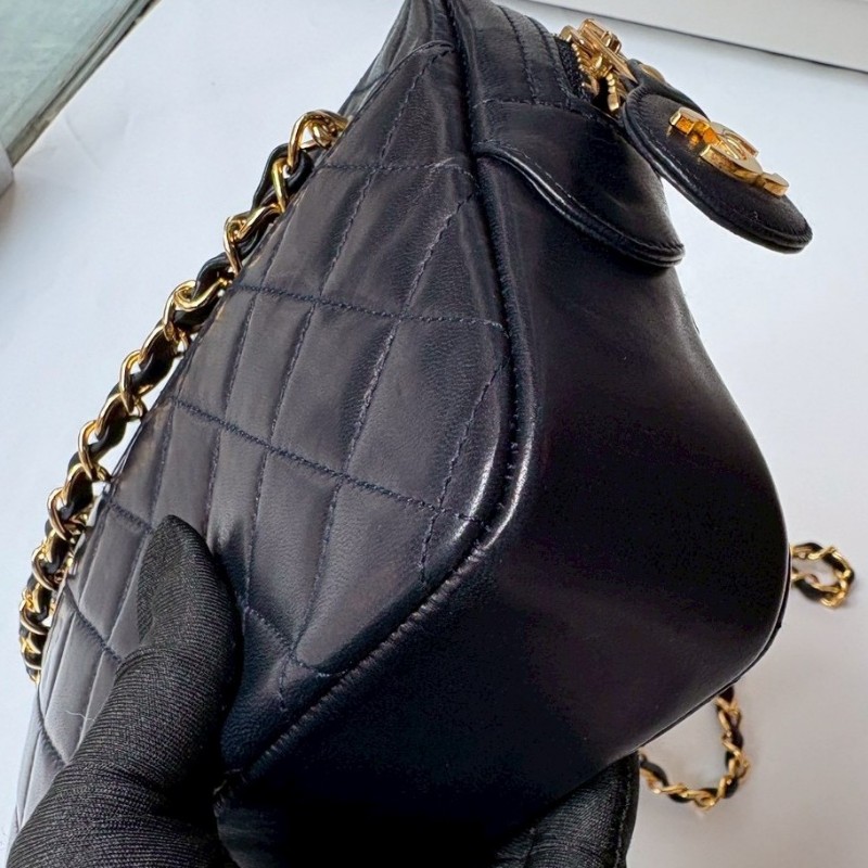 Chanel 金鍊深藍皮菱格長肩側包-9