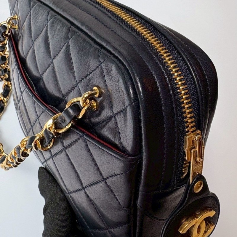 Chanel 金鍊深藍皮菱格長肩側包-12