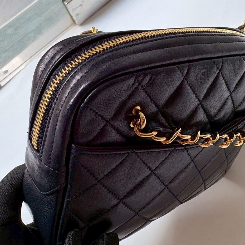 Chanel 金鍊深藍皮菱格長肩側包-13