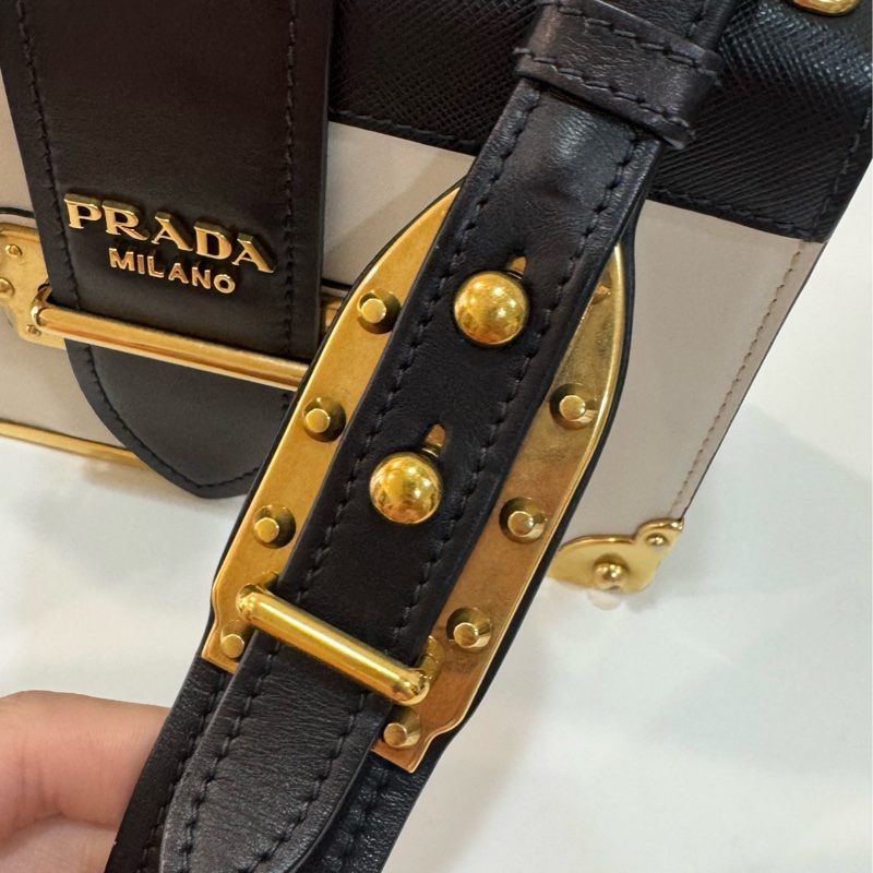 PRADA側背包-25