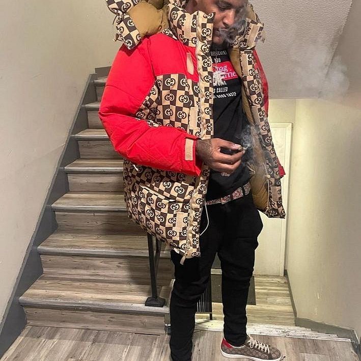 GUCCI 聯名 The North Face 羽絨外套  連帽可拆  原價 92800-7