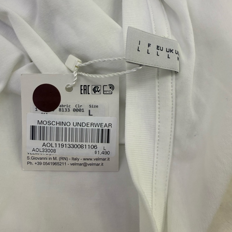 Moschino T- Shirt 全新品-3