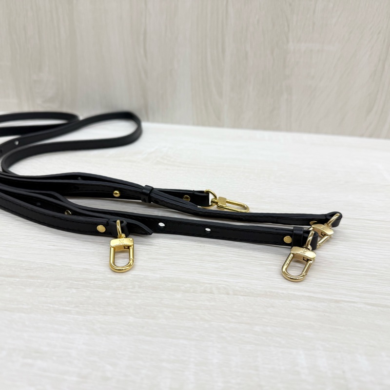 LV原花拼黑色皮革Palm Springs Mini小書包M44873-14