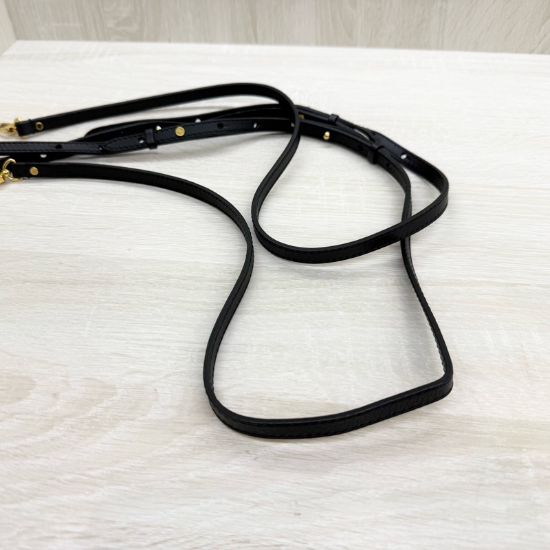 LV原花拼黑色皮革Palm Springs Mini小書包M44873-15