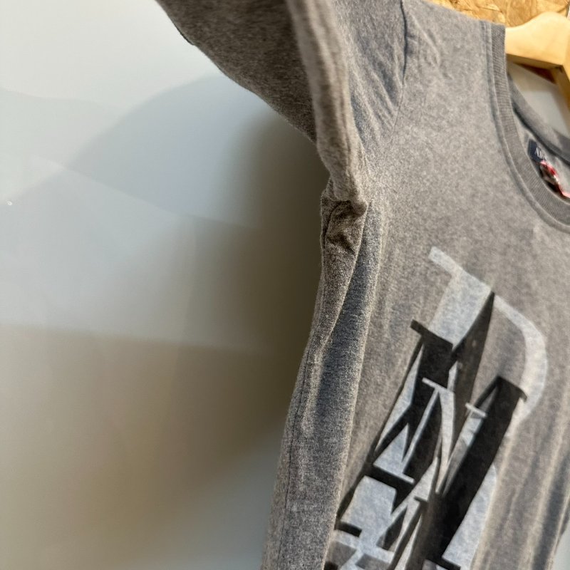 【美收精品】ARMANI 灰黑色長袖上衣 4-211【隔月月中將轉賣至日本 上架期限30天】-8