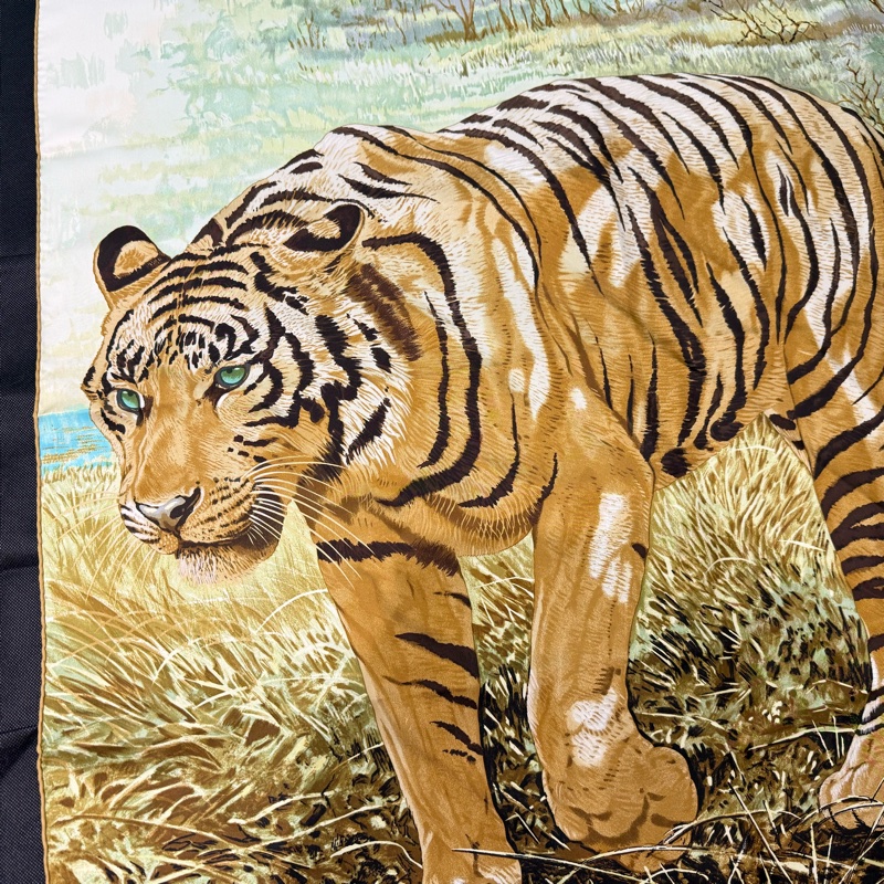 HERMES老虎90*90單面絲方巾-2