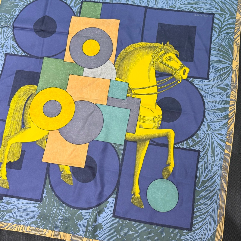 HERMES午夜藍捲金邊剪影騎士Cavalier en Formes真絲方巾90-2