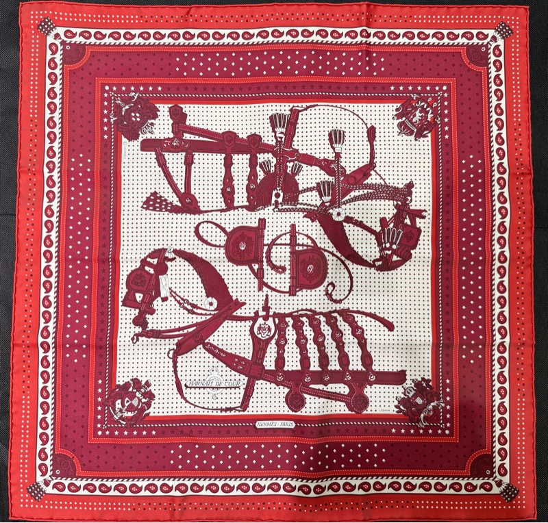 HERMES紅底白面馬具圖Harnais de cour絲巾55cm-1