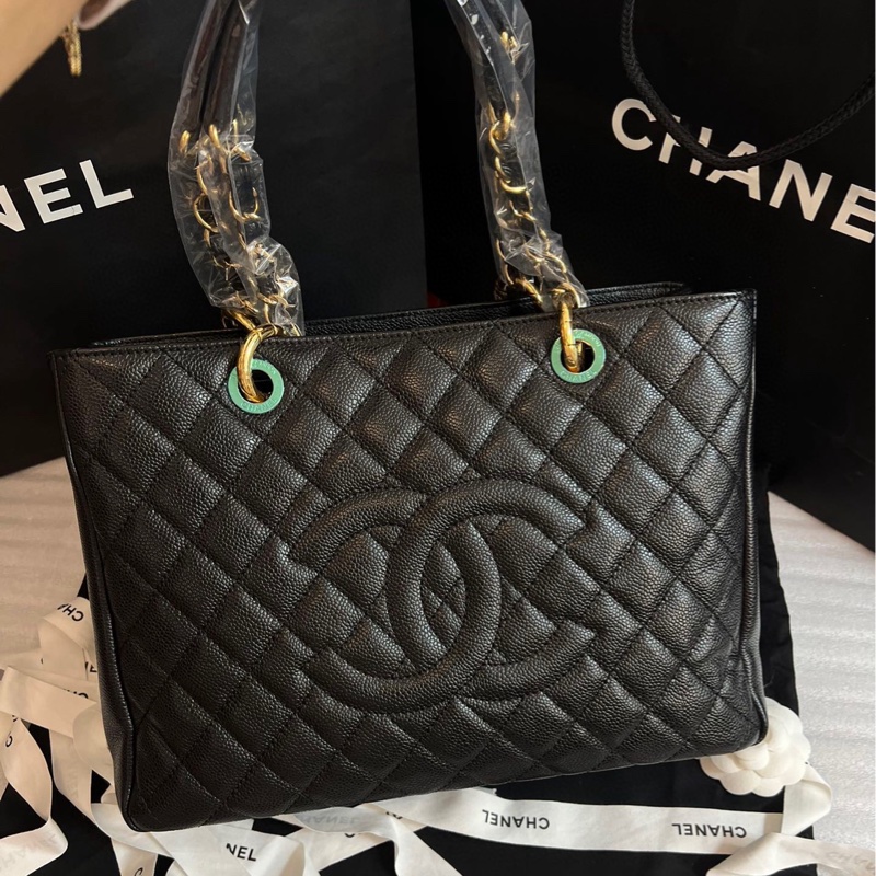 Chanel  gst 黑金 荔枝紋皮 19鐳射 附件塵袋-1